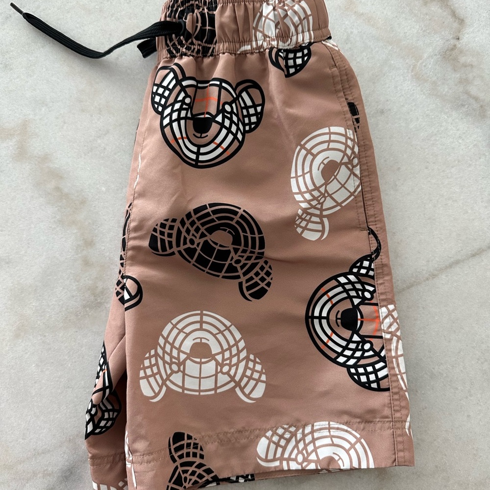 Burberry Tan Shorts with Graphic Pattern - Picture 2 of 5